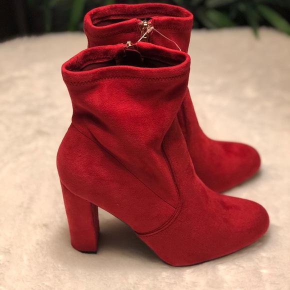 Bamboo Block Heel Ankle Bootie W Faux 